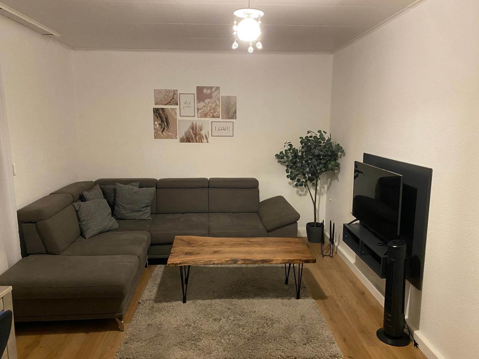Schoene Und Sehr Zentrale Wohnung Im Herzen Von 겔젠키르헨 외부 사진