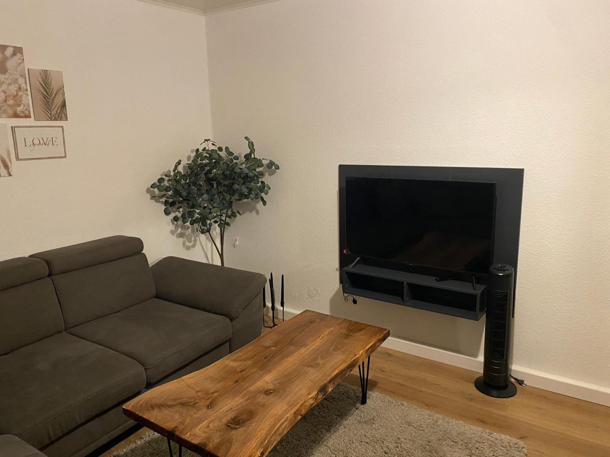 Schoene Und Sehr Zentrale Wohnung Im Herzen Von 겔젠키르헨 외부 사진
